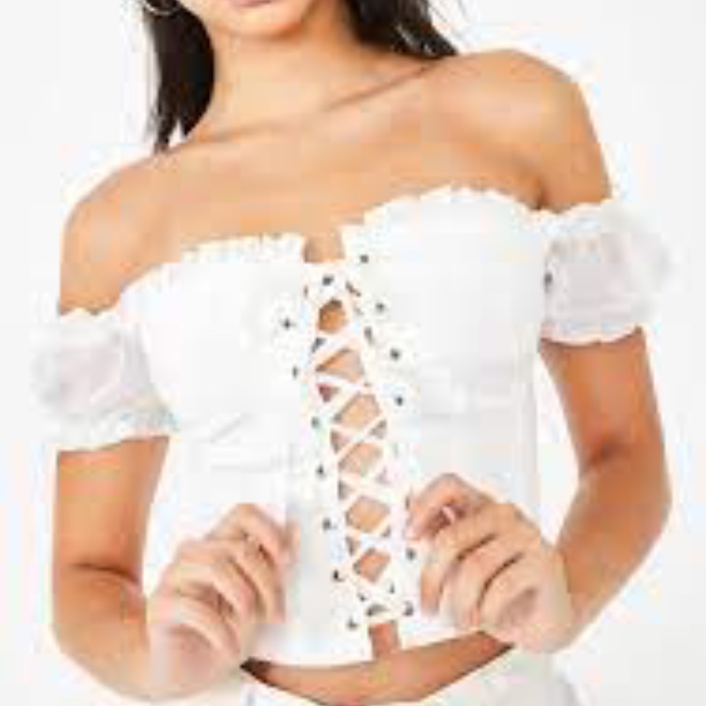 IAMGIA Crop Top